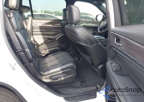 2023 Jeep Grand Cherokee L Overland 4X4 z USA, uszkodzony, nr VIN 1C4RJKDG7P8781313